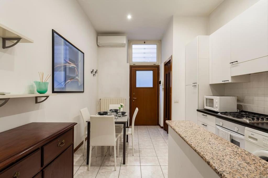 Luxury Loft On The Duomo Wifi & Netflix Apartment Милано Екстериор снимка
