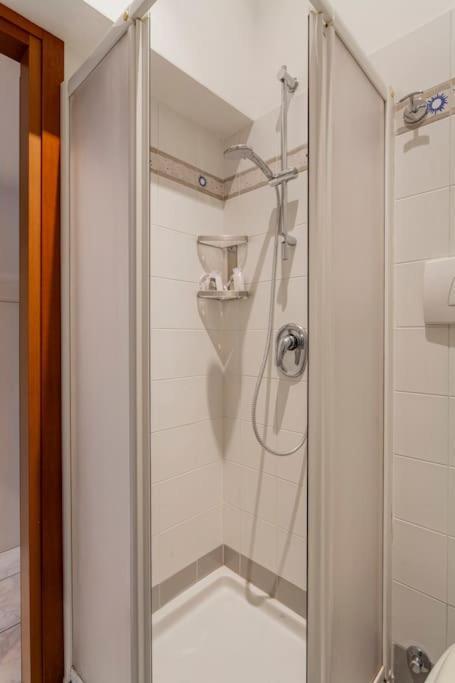 Luxury Loft On The Duomo Wifi & Netflix Apartment Милано Екстериор снимка